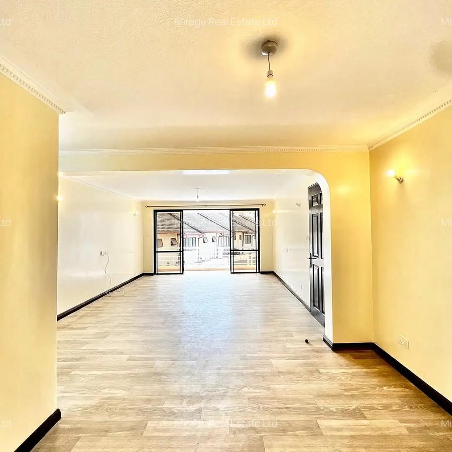 3 Bed Apartment with En Suite in Lavington - 14