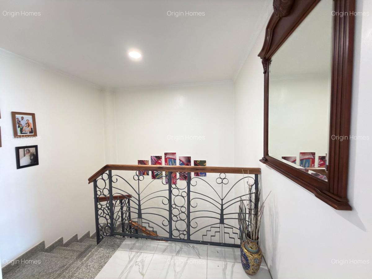 4 Bed Apartment with En Suite at Kilimani - 13