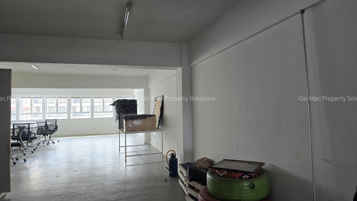 180 m² Commercial Property with Service Charge Included at Kenyatta Market - 4