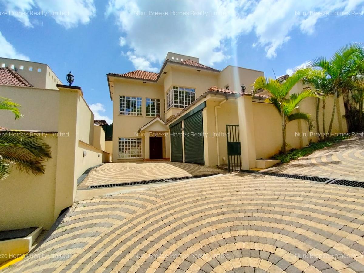 4 Bed Townhouse with En Suite in Kyuna - 11