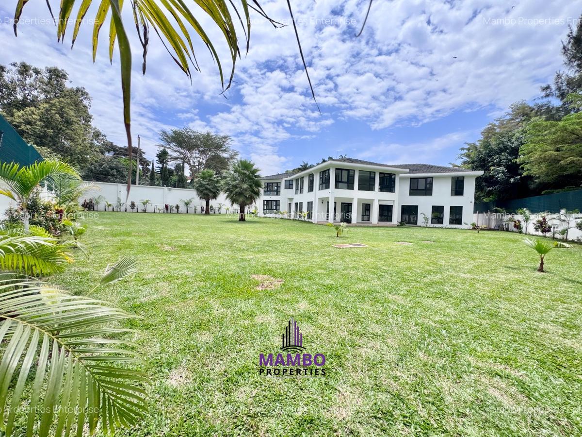 5 Bed House with En Suite at Runda - 1