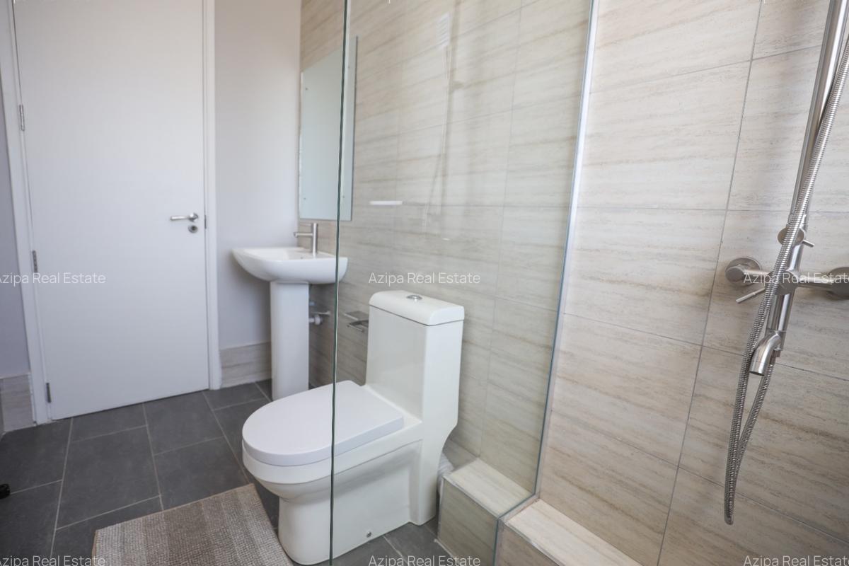 4 Bed House with En Suite at Namanga Road - 5