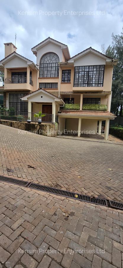 5 Bed Townhouse with En Suite in Lavington - 19