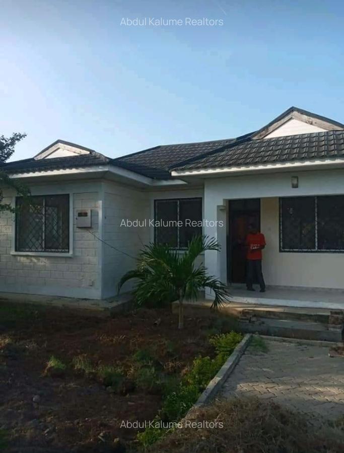 3 Bed House with En Suite at Utange Bamburi - 4