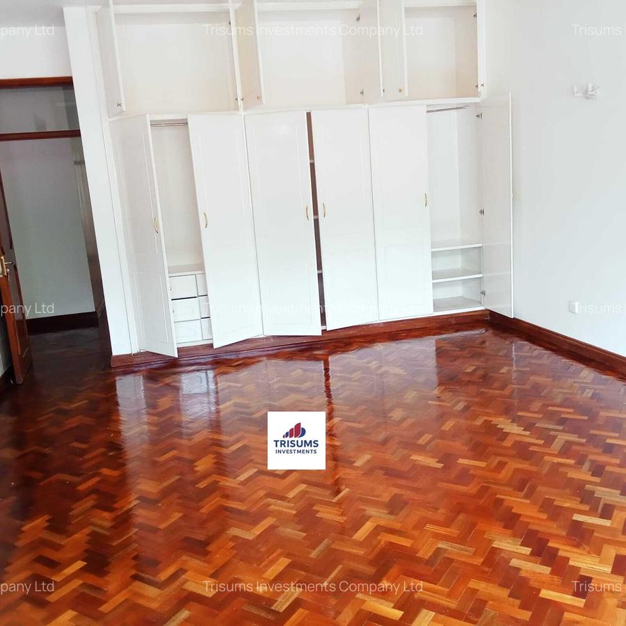 4 Bed Apartment with En Suite at Rhapta Road - 16