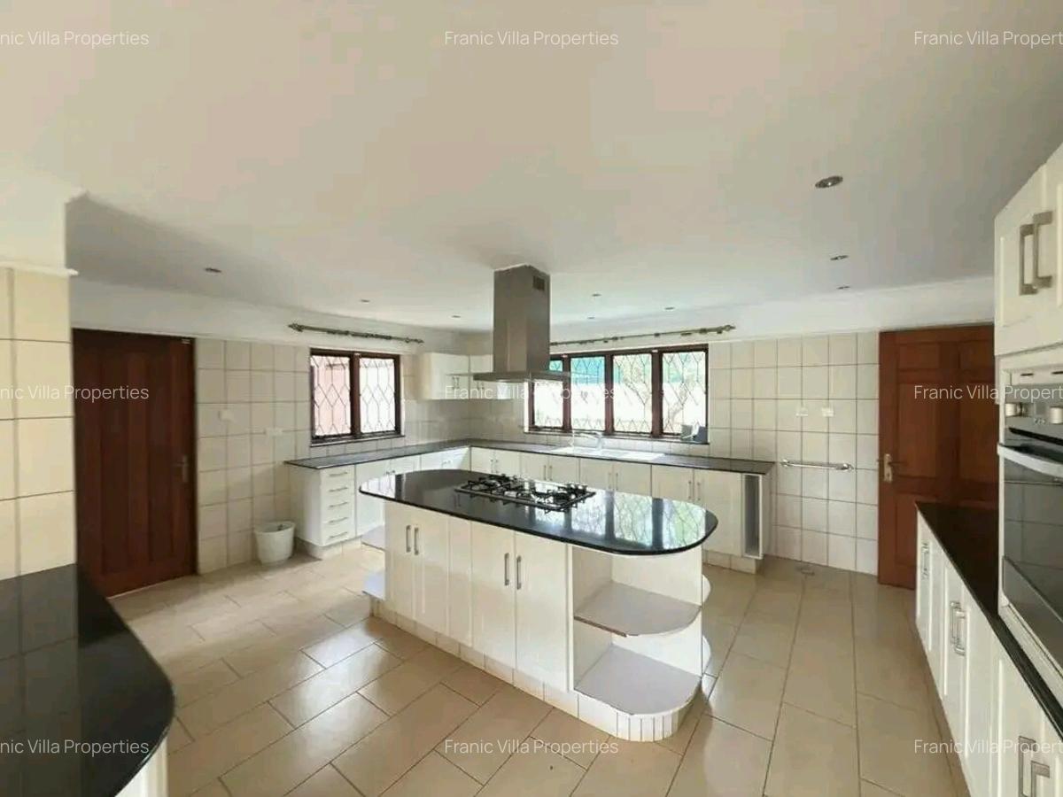 5 Bed House with En Suite at Gigiri - 12