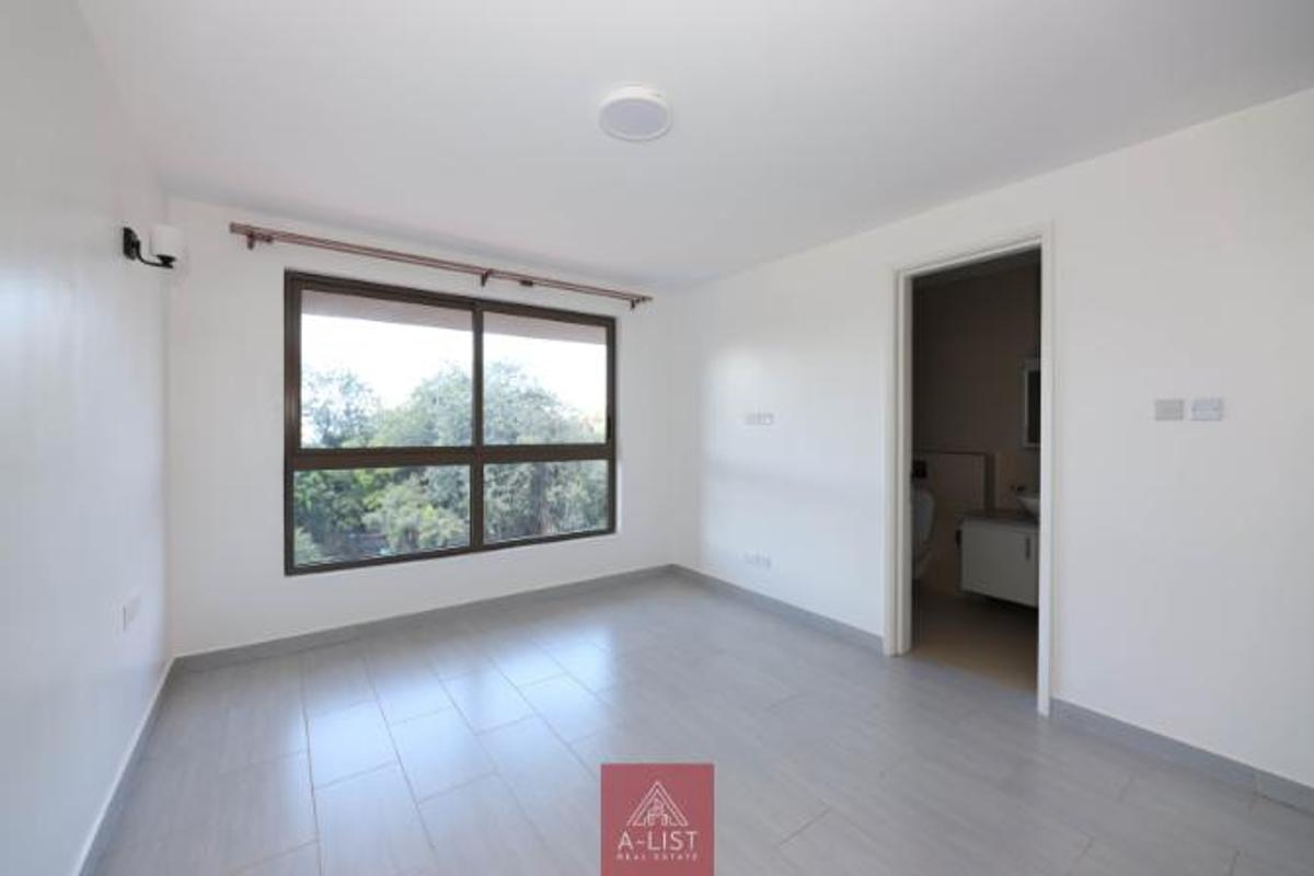 2 Bed Apartment with En Suite at Lavington - 7