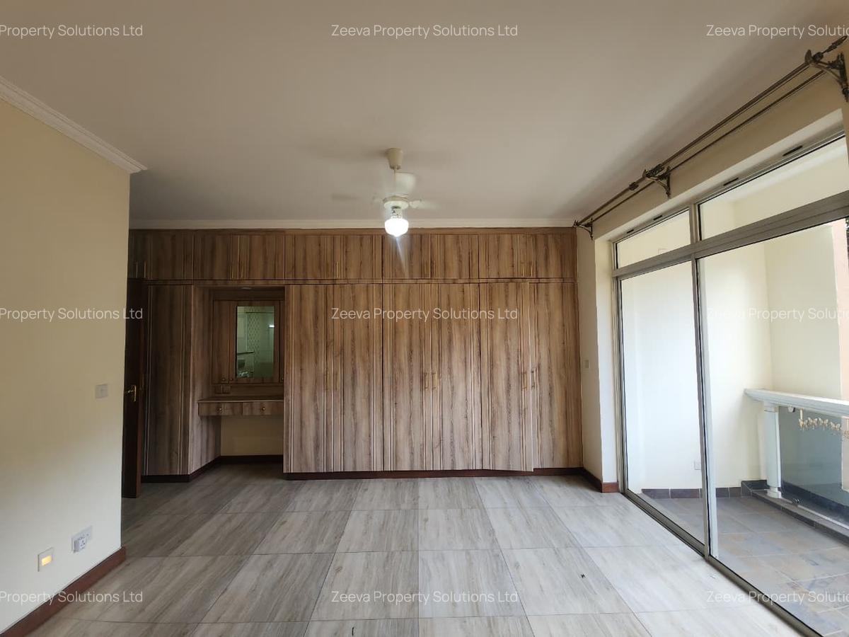 2 Bed Apartment with En Suite in Parklands - 9