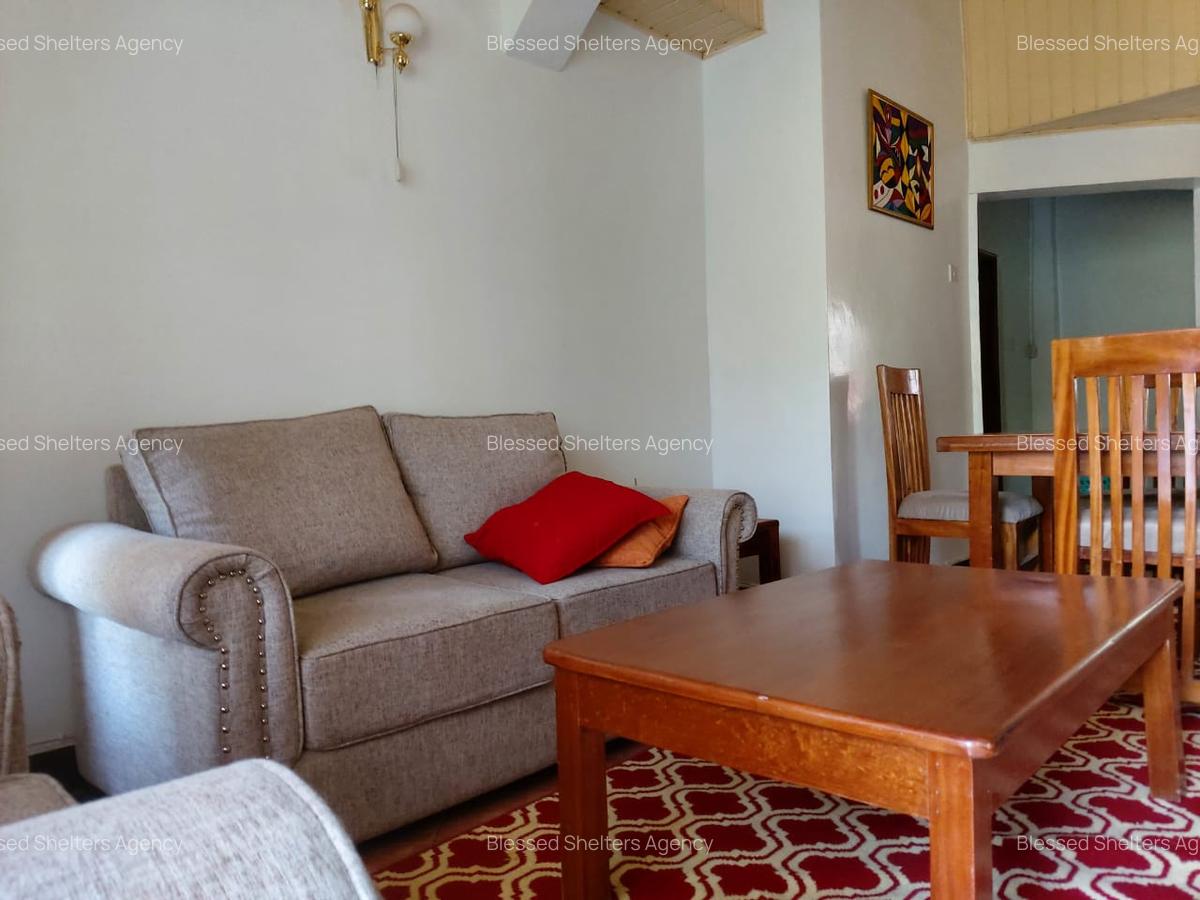 Serviced 2 Bed Apartment with En Suite in Rosslyn - 20