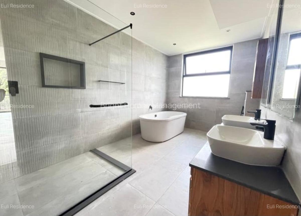 4 Bed Apartment with En Suite at Peponi Road - 12