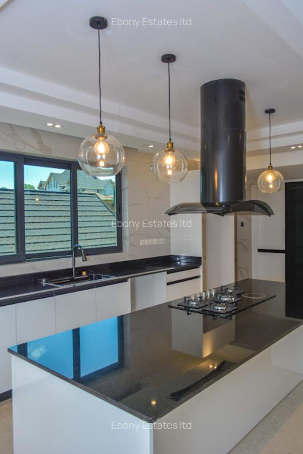 5 Bed Townhouse with En Suite in Tatu City - 16