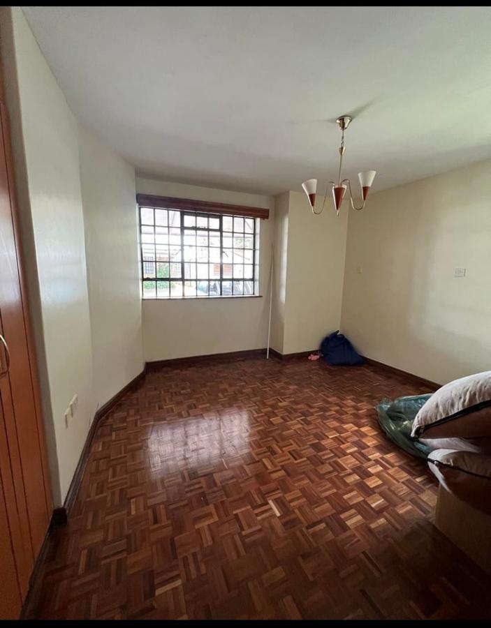 5 Bed Townhouse with En Suite at Hatheru Road - 17