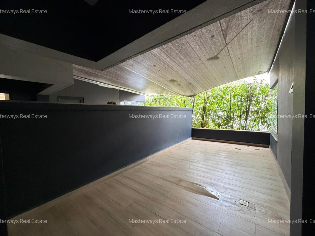 2 Bed Apartment with En Suite in Riverside - 14