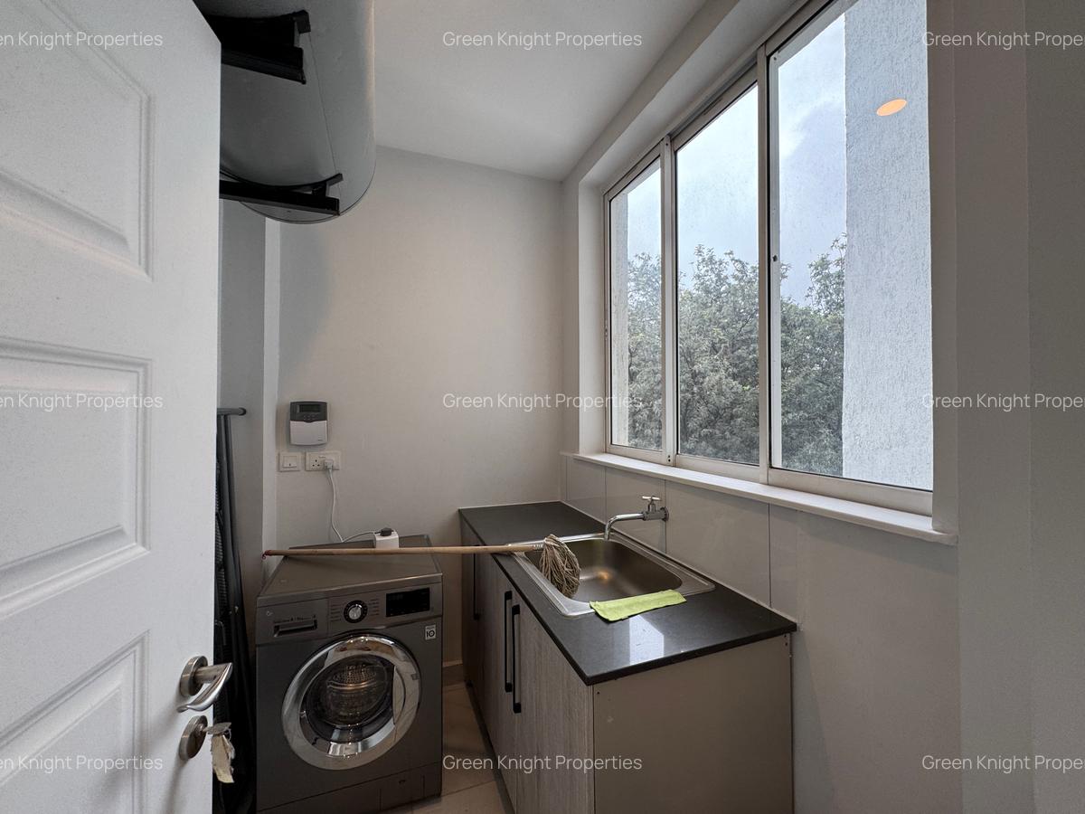 Serviced 2 Bed Apartment with En Suite in Westlands Area - 12