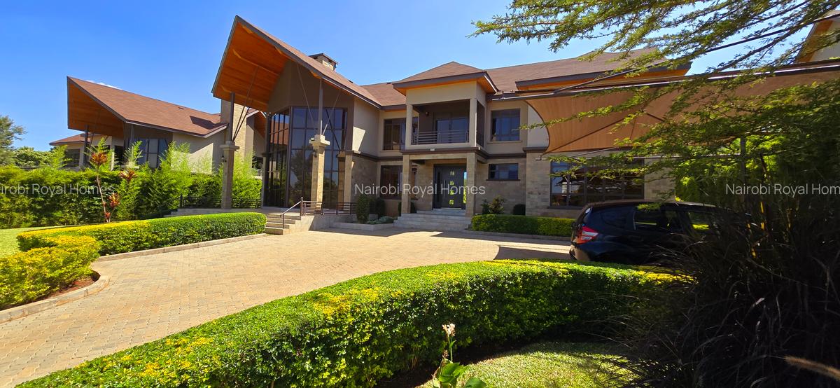 5 Bed Townhouse with En Suite at Panafrican Road - 5