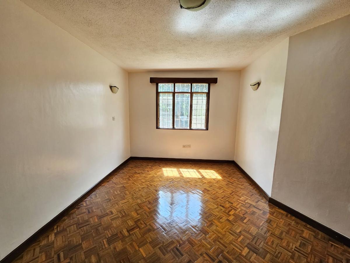 6 Bed House with En Suite in Gigiri - 16