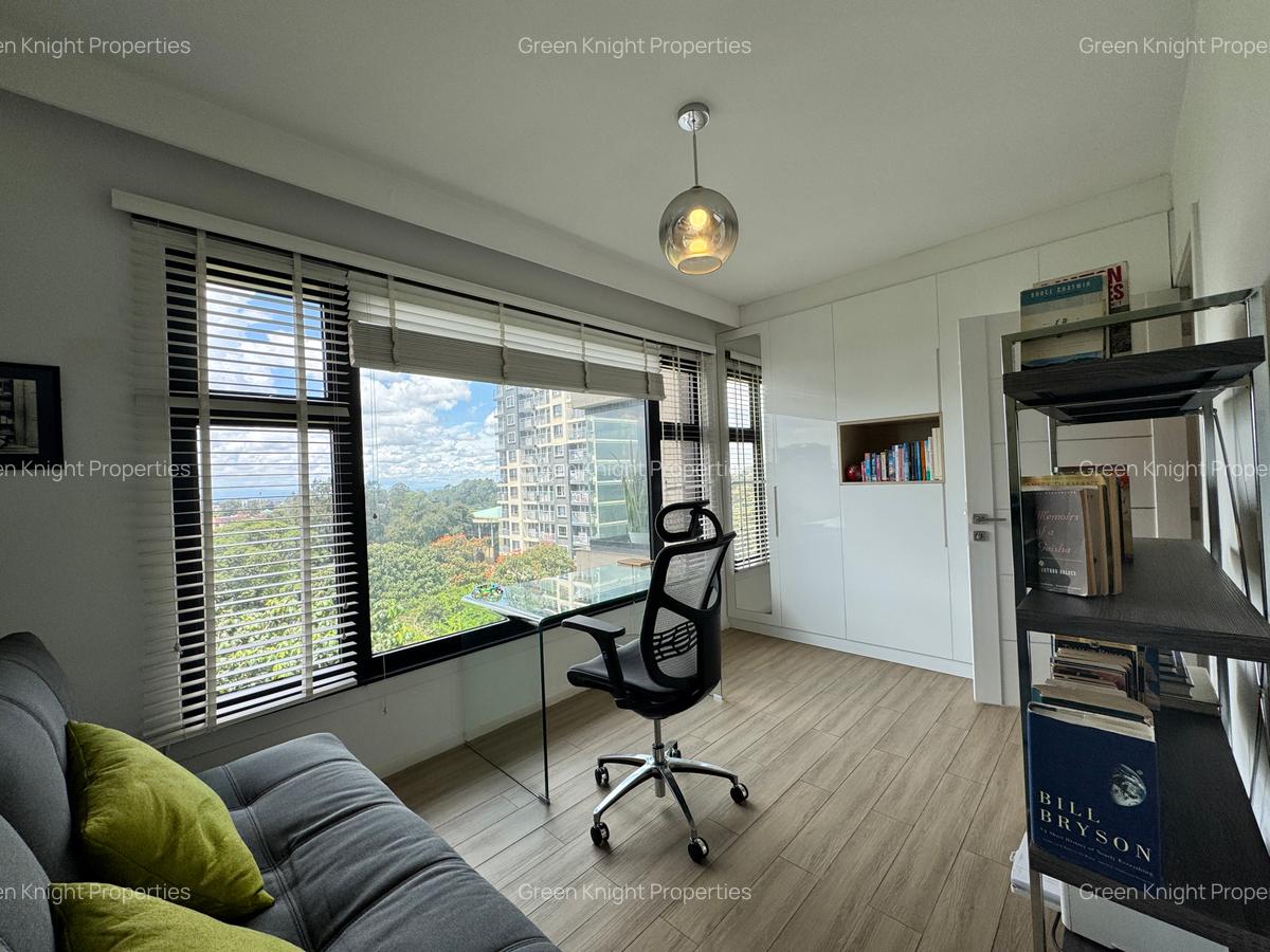 Serviced 2 Bed Apartment with En Suite in Lavington - 9