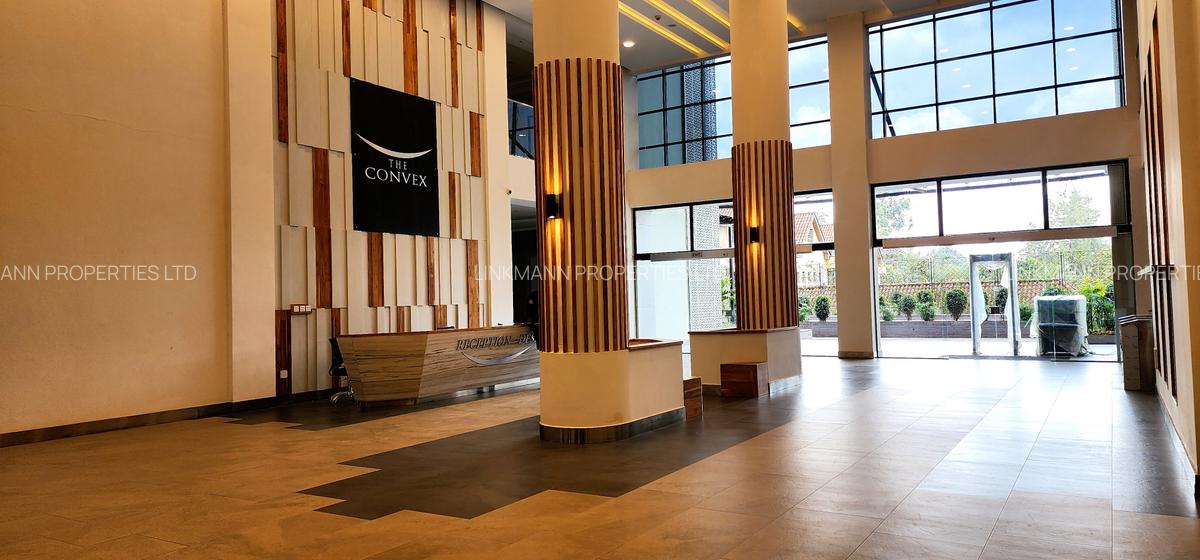 4,000 ft² Office with Service Charge Included in Riverside - 13