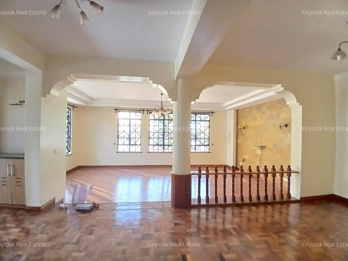 5 Bed Townhouse with En Suite at Lavington Green - 6