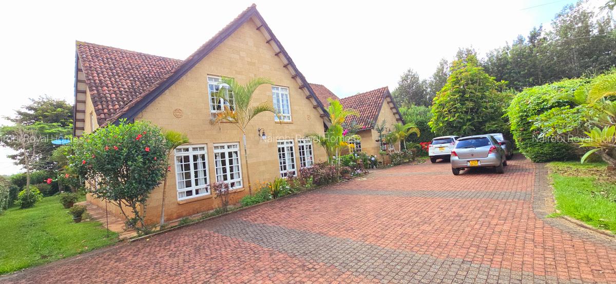 4 Bed House with En Suite at Runda Road - 3