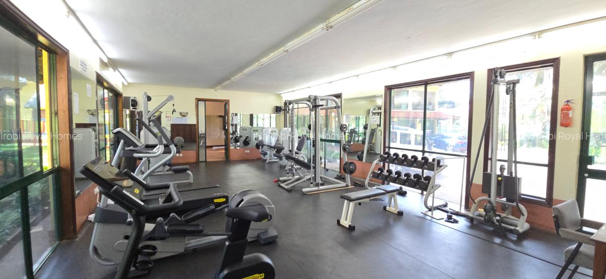 4 Bed Townhouse with En Suite at Grovelia Grove - 10