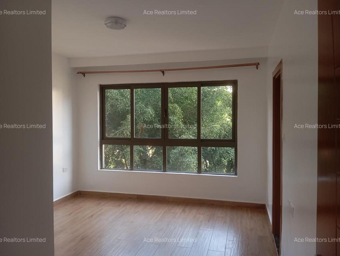 3 Bed Apartment with En Suite at Rose Avenue - 11