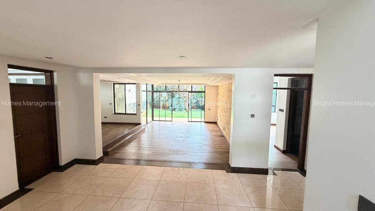 5 Bed Townhouse with En Suite in Lavington - 5