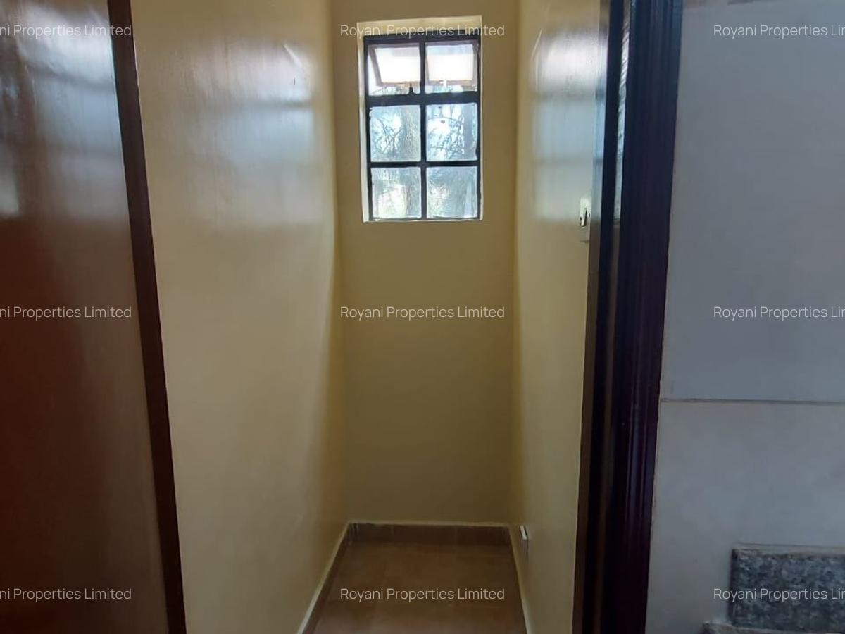 3 Bed Apartment with En Suite at Fourways Junction Estate - 7