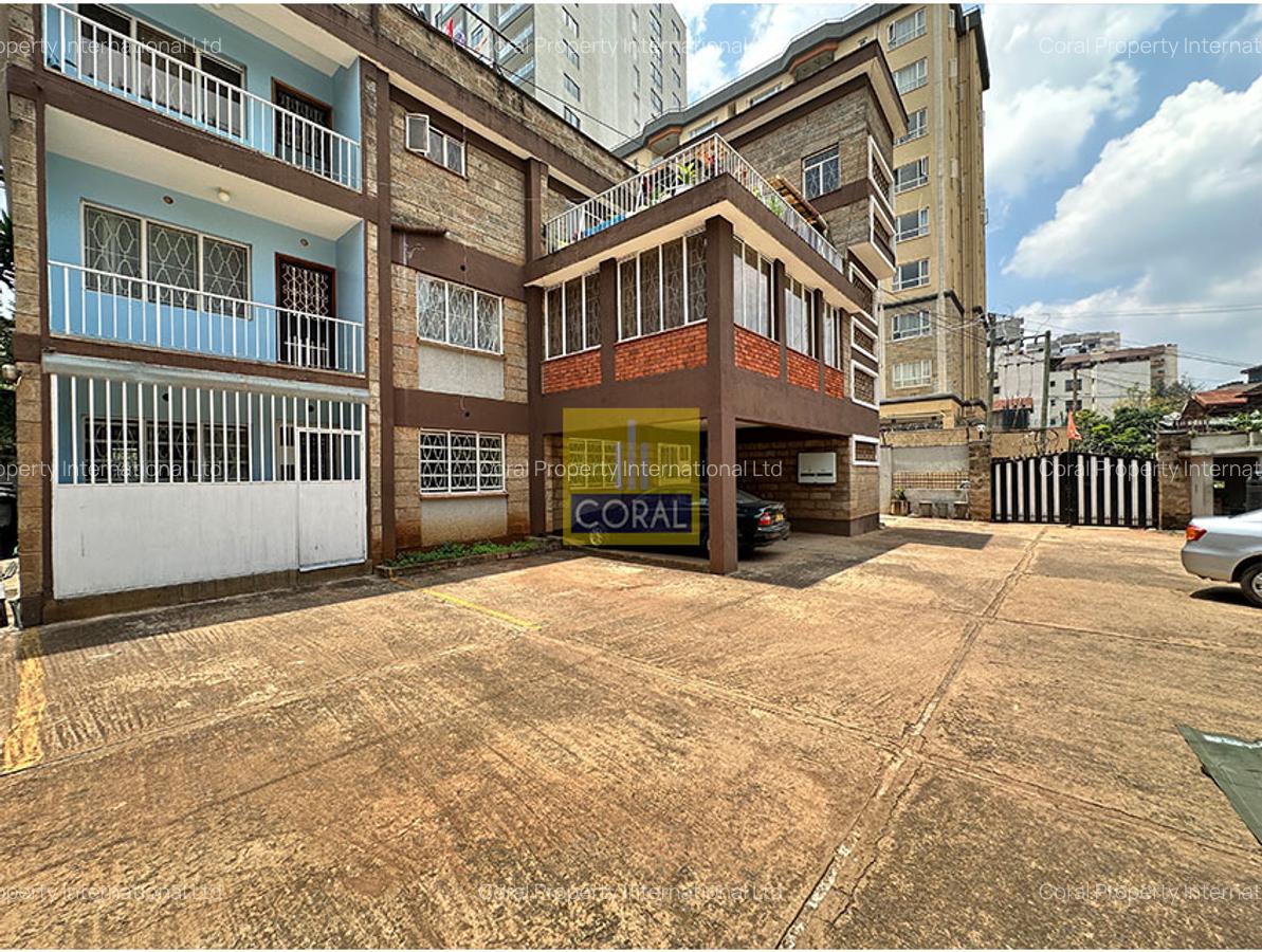 4 Bed Apartment in Parklands - 19