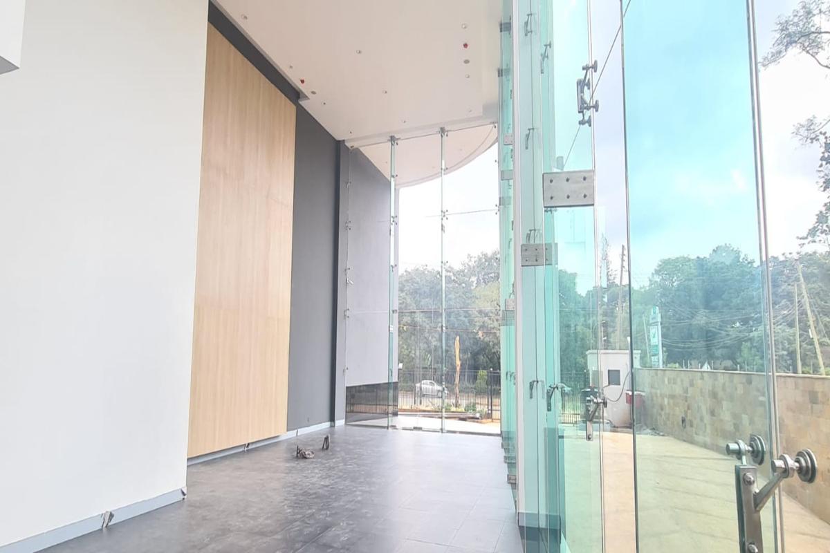 Commercial Property with Lift in Lavington - 9