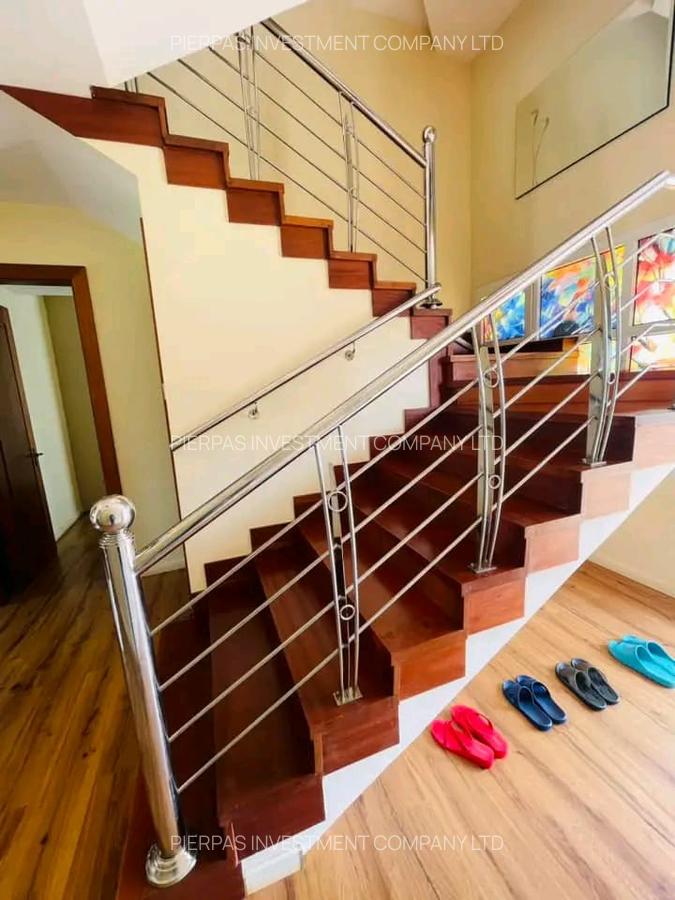 4 Bed Townhouse with En Suite in Kiambu Road - 9