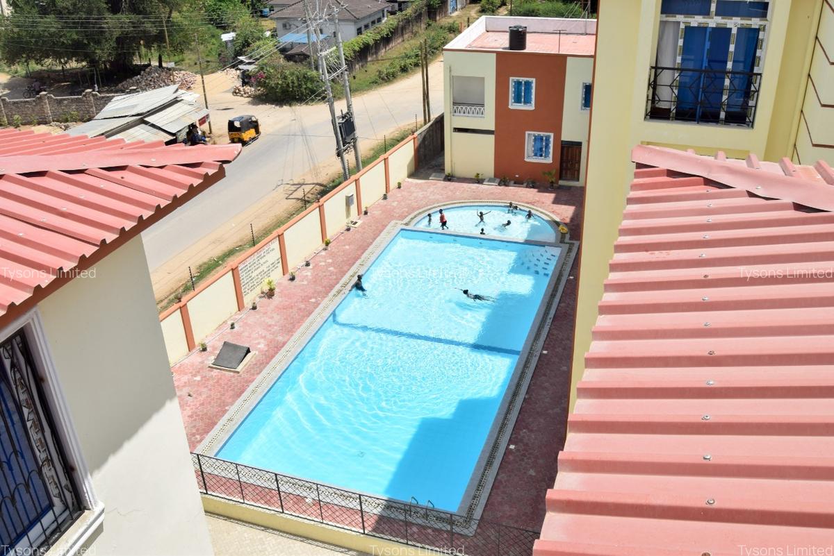 3 Bed Apartment with En Suite at Mtwapa - 4