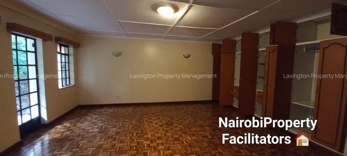 4 Bed Townhouse with En Suite at Lavington Green - 11