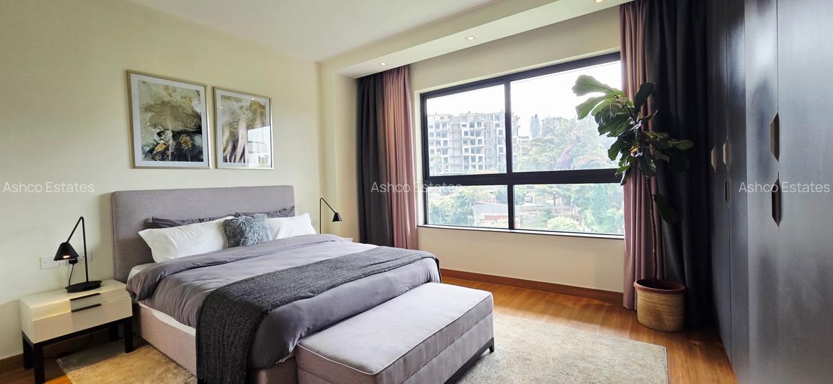 3 Bed Apartment with En Suite in Riverside - 10