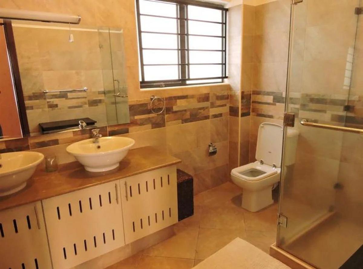 2 Bed Apartment with En Suite at Westlands - 12