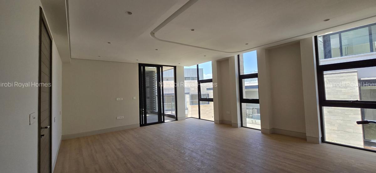 5 Bed Townhouse with En Suite at Kyuna Grovelia Grove - 18