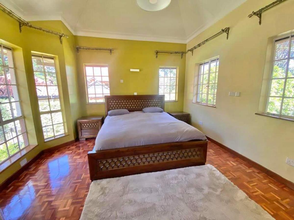 5 Bed Townhouse with En Suite in Rosslyn - 14