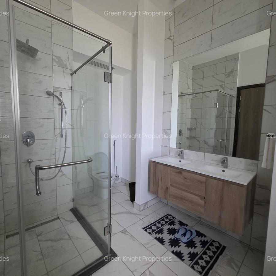 Serviced 2 Bed Apartment with En Suite in Rosslyn - 8