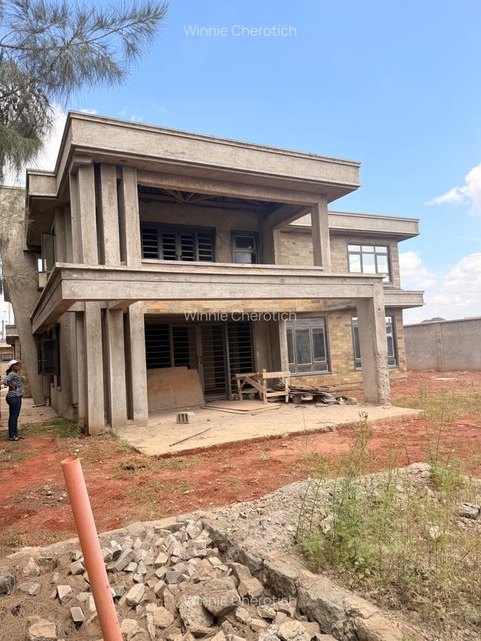 6 Bed House with En Suite at Kenindia Estate - 6