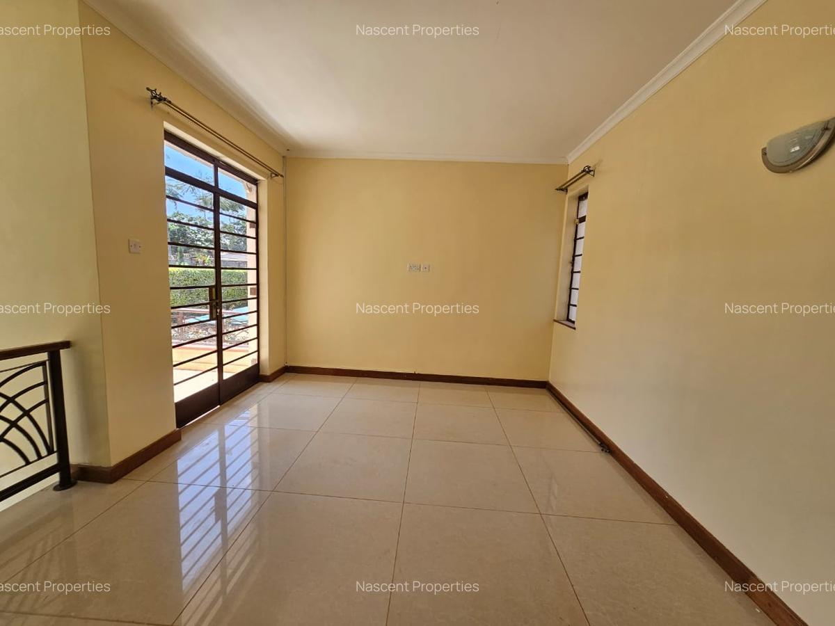 4 Bed Townhouse with En Suite in Kiambu Road - 10