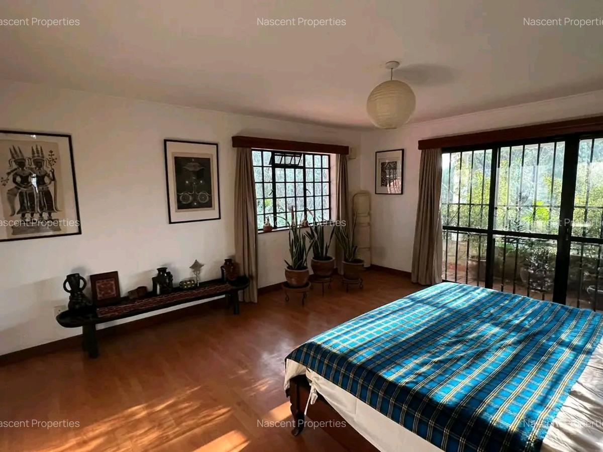 5 Bed Villa with En Suite in Runda - 11