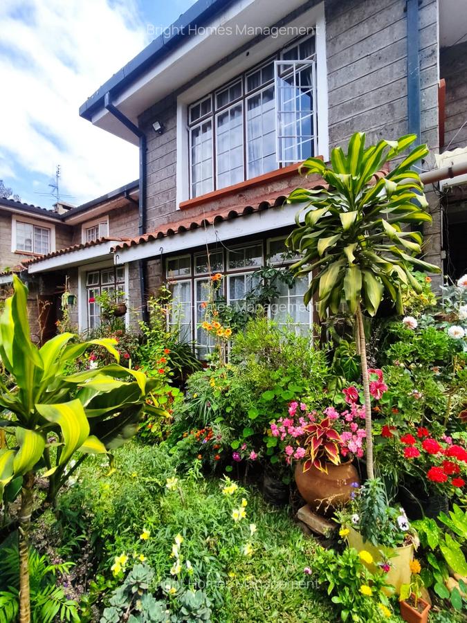 4 Bed Townhouse with En Suite in Lavington - 1