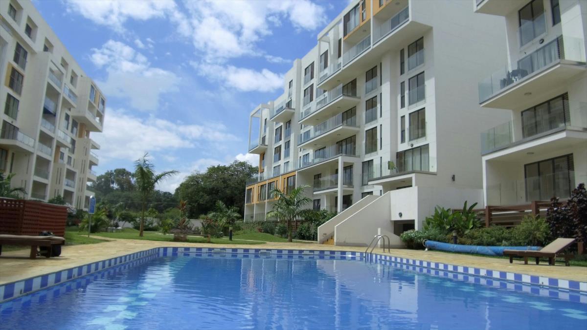 3 Bed Apartment with En Suite at Garden City - 3