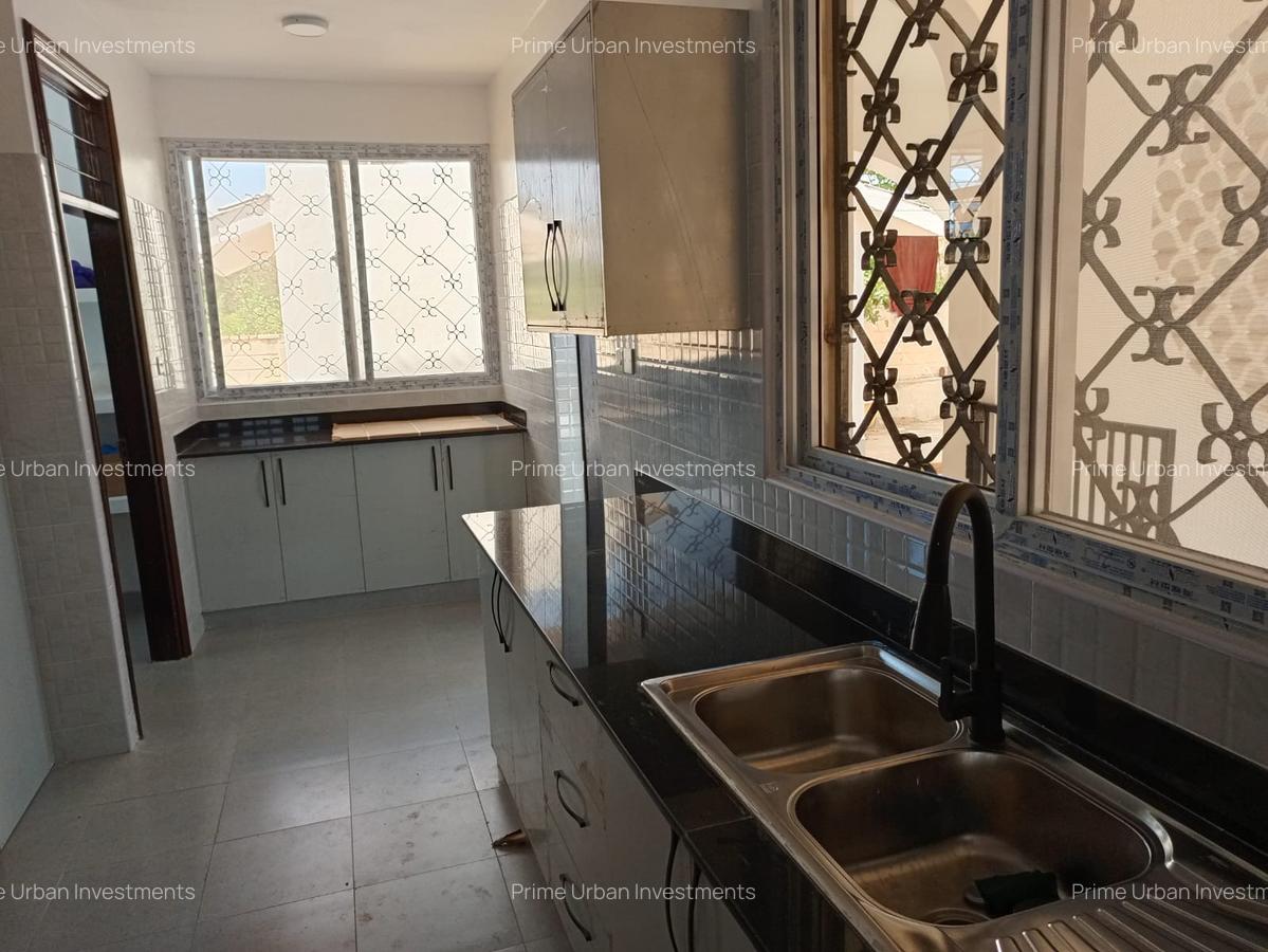 4 Bed Townhouse with En Suite in Shanzu - 5