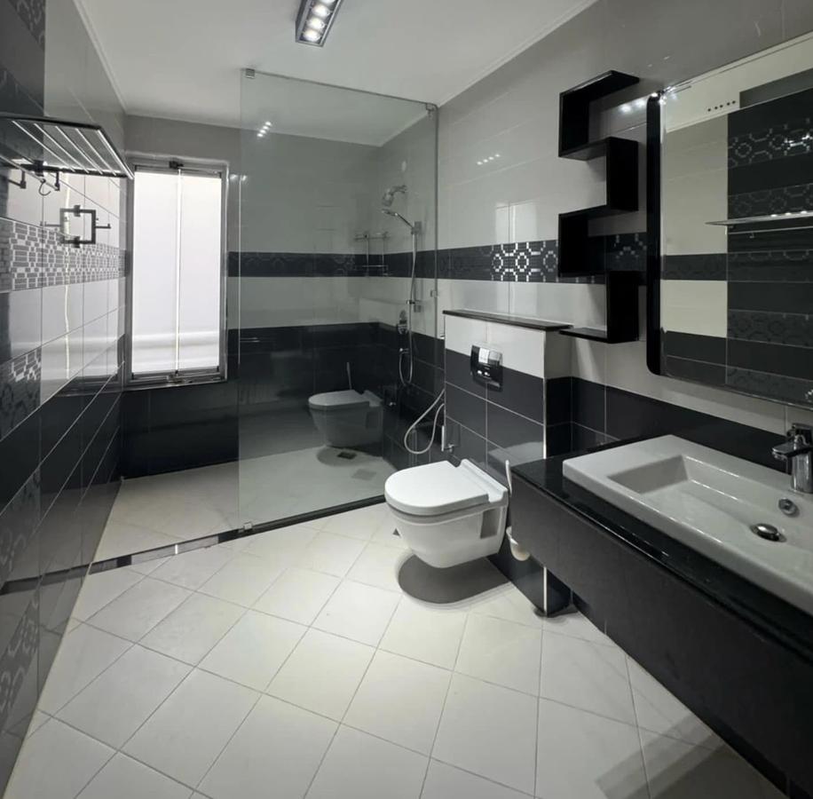 Serviced 3 Bed Apartment with En Suite at Riverside Drive - 6