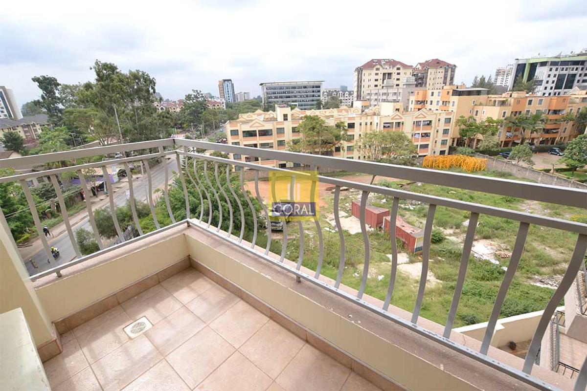 3 Bed Apartment with Swimming Pool in Kileleshwa - 15