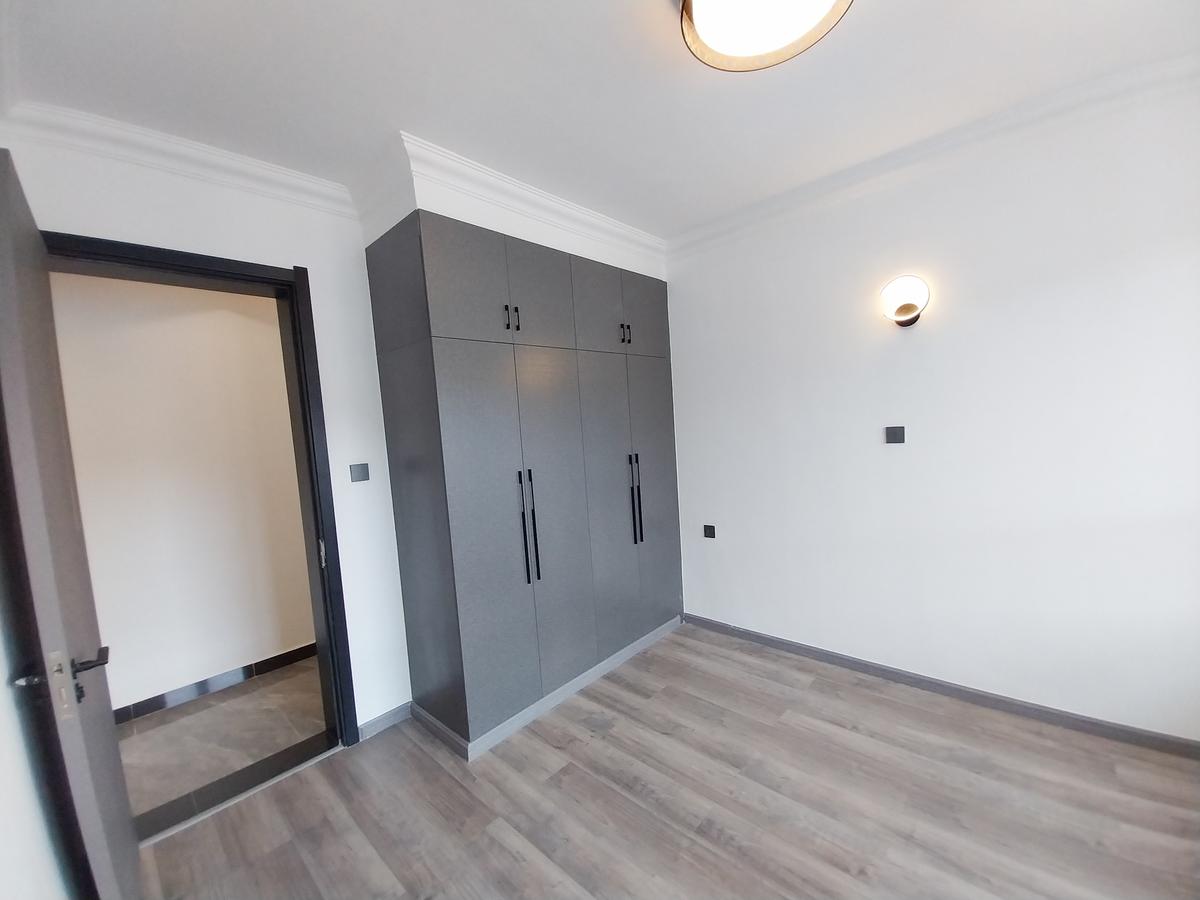 3 Bed Apartment with Swimming Pool in Kileleshwa - 13