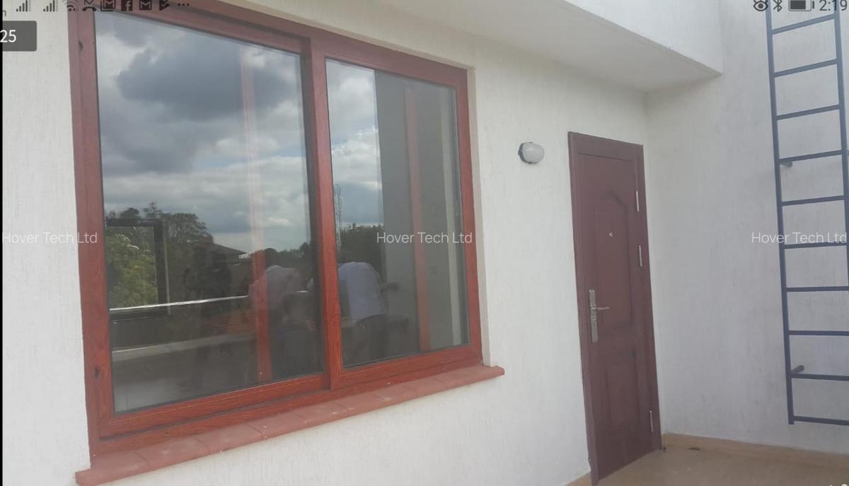 5 Bed Villa with En Suite in Lavington - 11