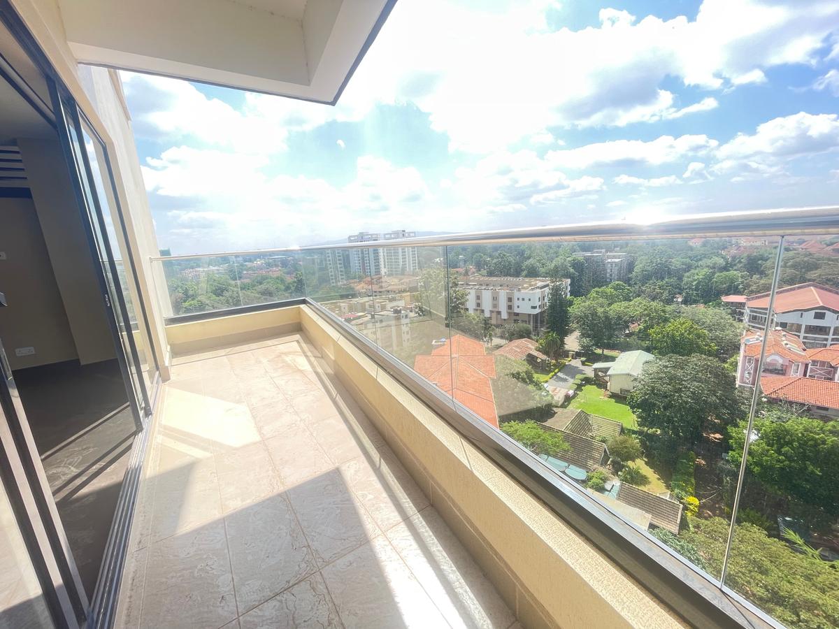 4 Bed Apartment with En Suite in Lavington - 1