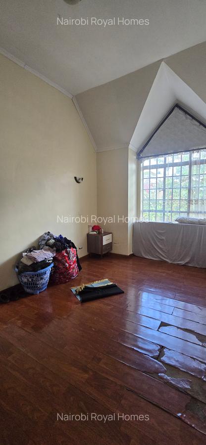 5 Bed Townhouse with En Suite at Lavington Green - 17